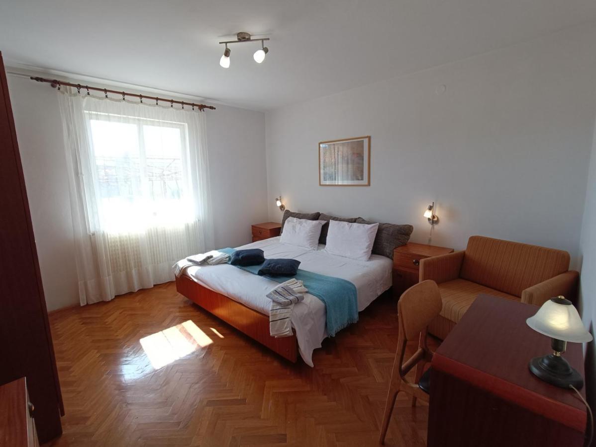 Rooms Rita Đảo Đảo Cres Ngoại thất bức ảnh