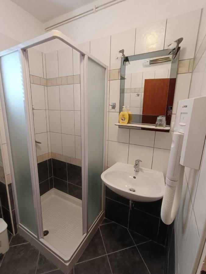 Rooms Rita Đảo Đảo Cres Ngoại thất bức ảnh